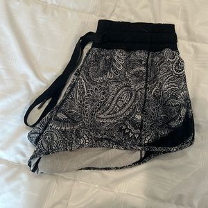 Lululemon shorts - size 4